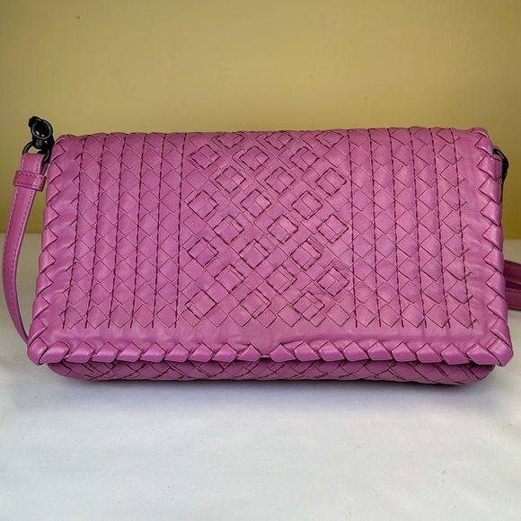 Bottega Veneta Handbags - Bottega Veneta Lavender Intrecciato Leather Flap Crossbody Bag Removable Strap